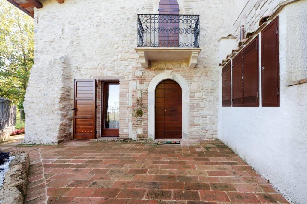 Authentic Villa Surrounded By Nature Terni Exterior foto
